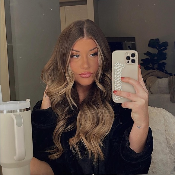 ‘laura’ Talk to the Sand Customized iPhone15 Plus Phone Case - Picture 3 of 4